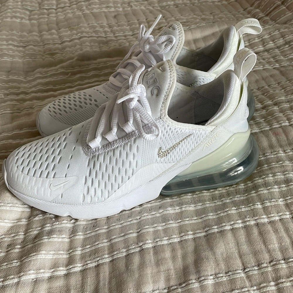 Youth Nike Air 270